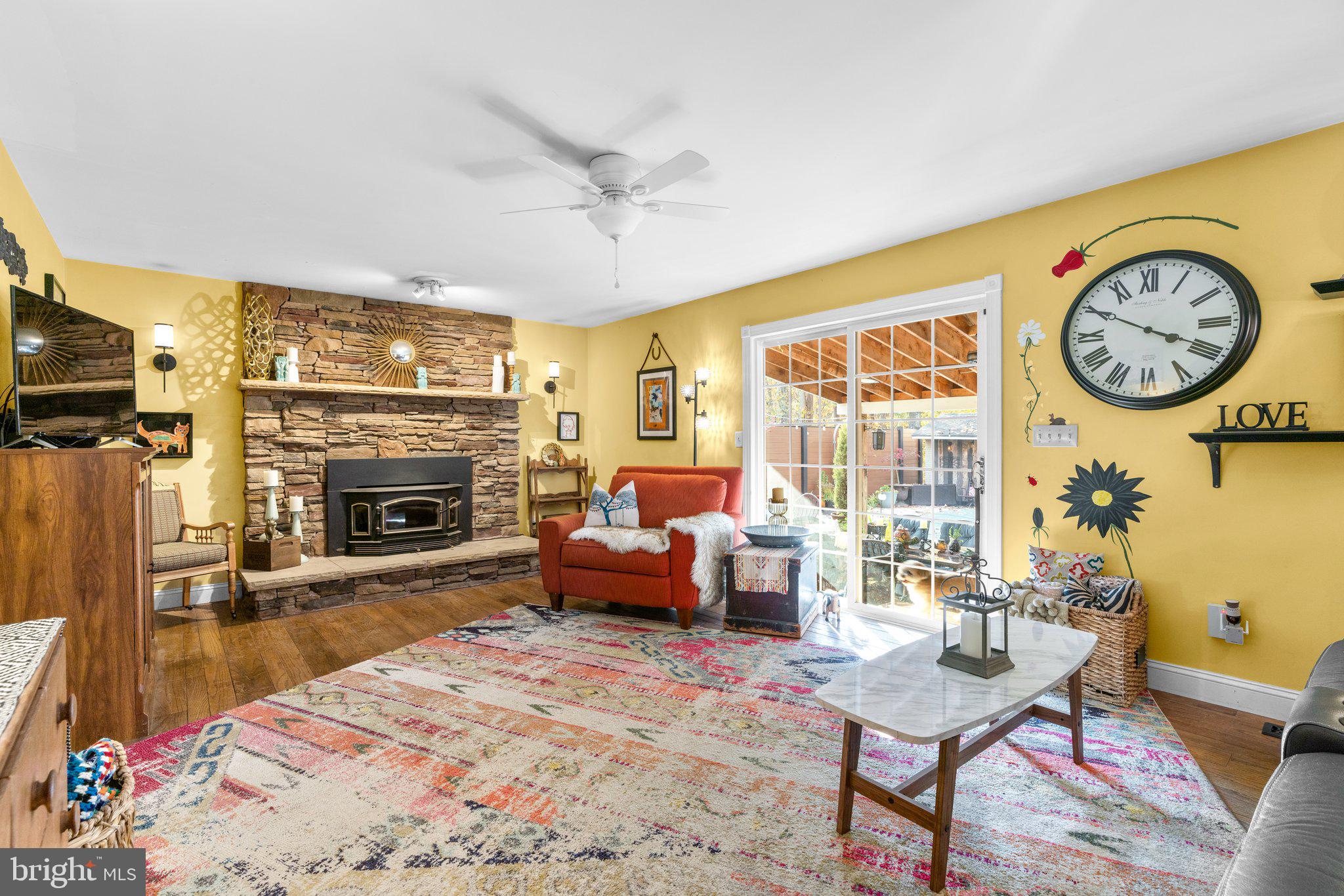 2810 Foxhound Road Ellicott City, MD 21042 - Photo 20 of 62 Family Room