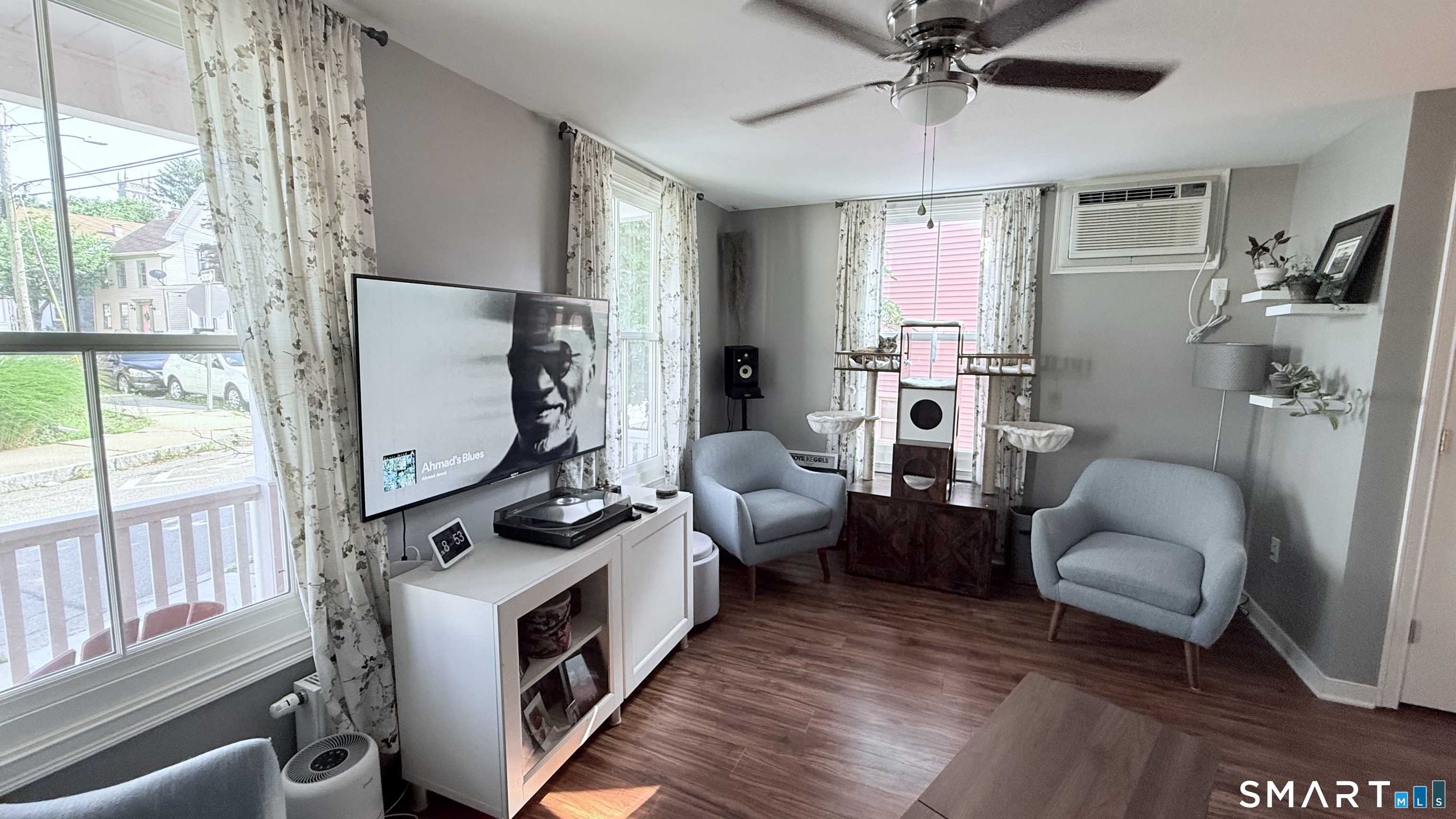 48 Blinman Street, Unit 2 New London, CT 06320 - Photo 4 of 12