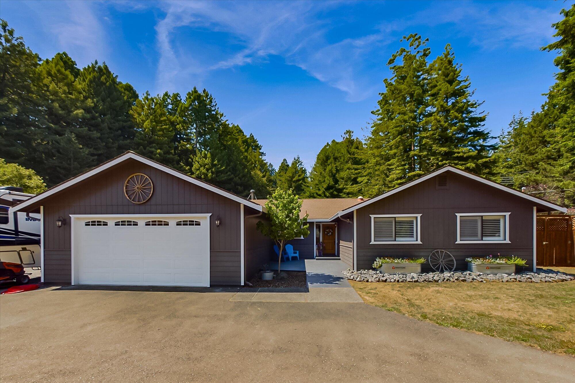 4048 Campton Road Eureka, CA 95503 - Photo 1 of 54