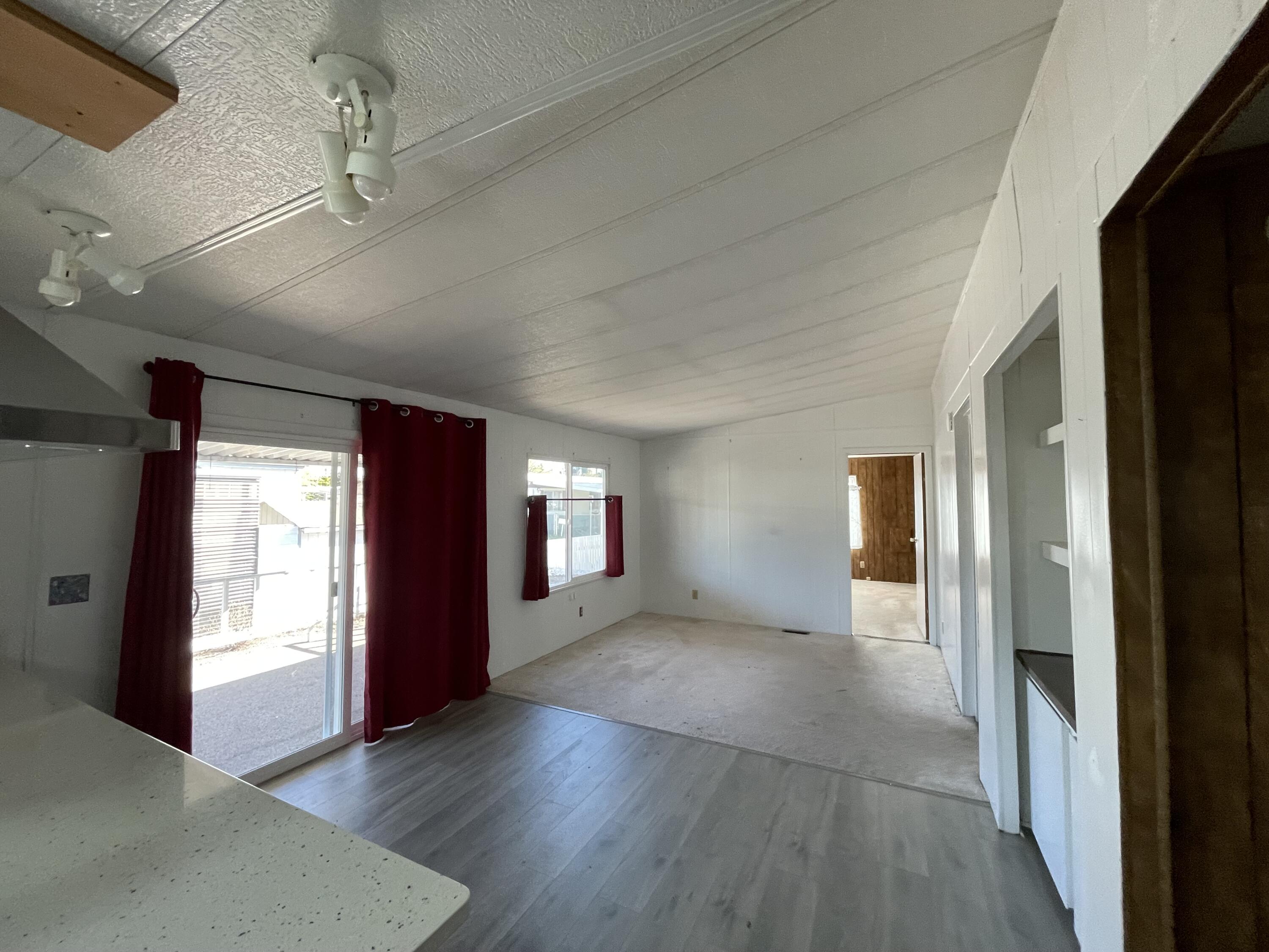 301 Freeman Road, Unit 90 Central Point, OR 97502 - Photo 13 of 22 IMG_1235