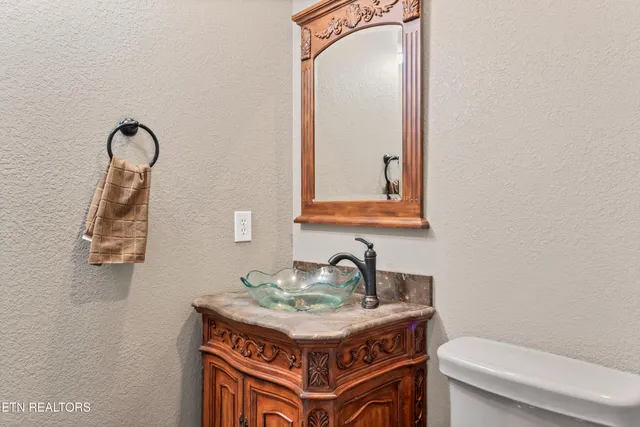 $650,000 | 7713 Sayne Lane, Knoxville, TN 37920