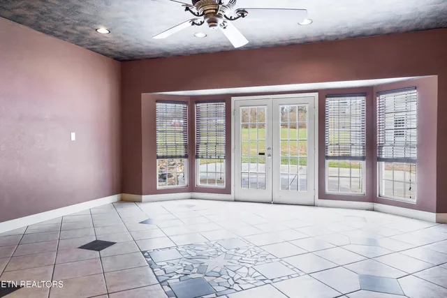 $650,000 | 7713 Sayne Lane, Knoxville, TN 37920