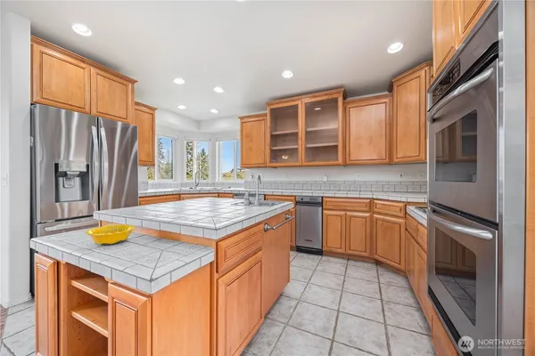 $869,900 | 3503 West Malaga Road, Malaga, WA 98828