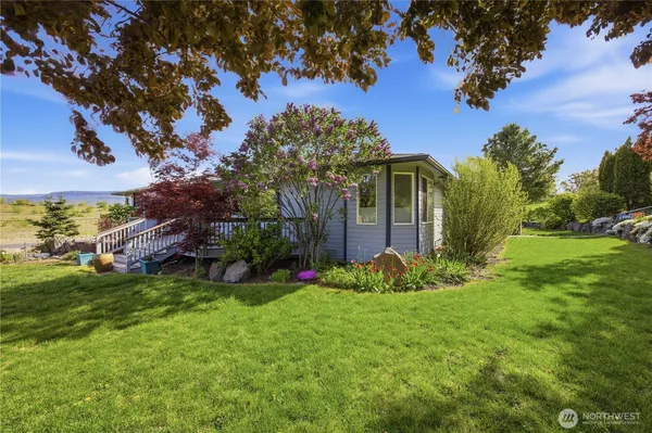 $869,900 | 3503 West Malaga Road, Malaga, WA 98828