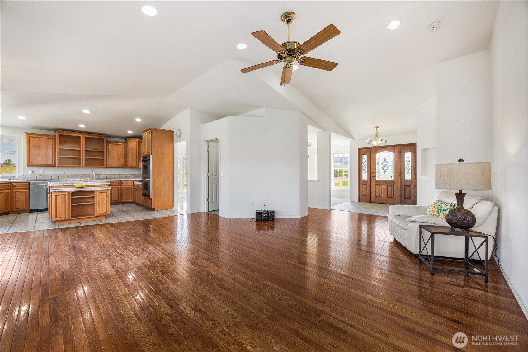 3503 West Malaga Road Malaga, WA 98828 - Photo 5 of 38