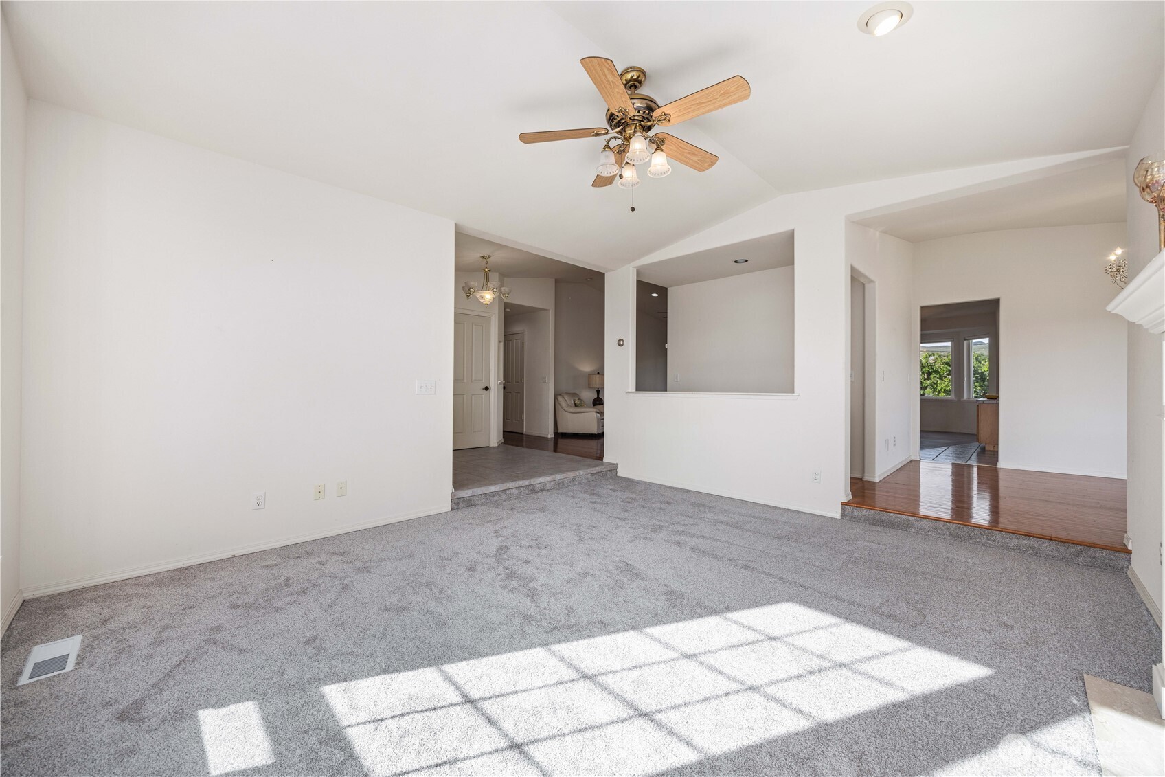 3503 West Malaga Road Malaga, WA 98828 - Photo 10 of 38