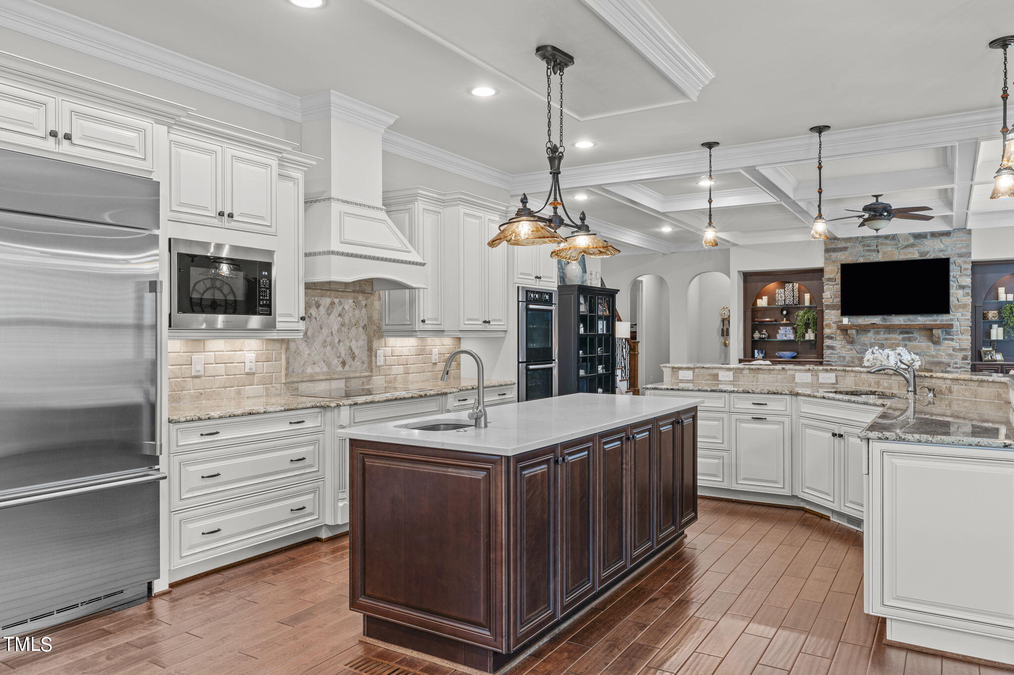610 Hawks Ridge Court Apex, NC 27539 - Photo 13 of 43 Kitchen