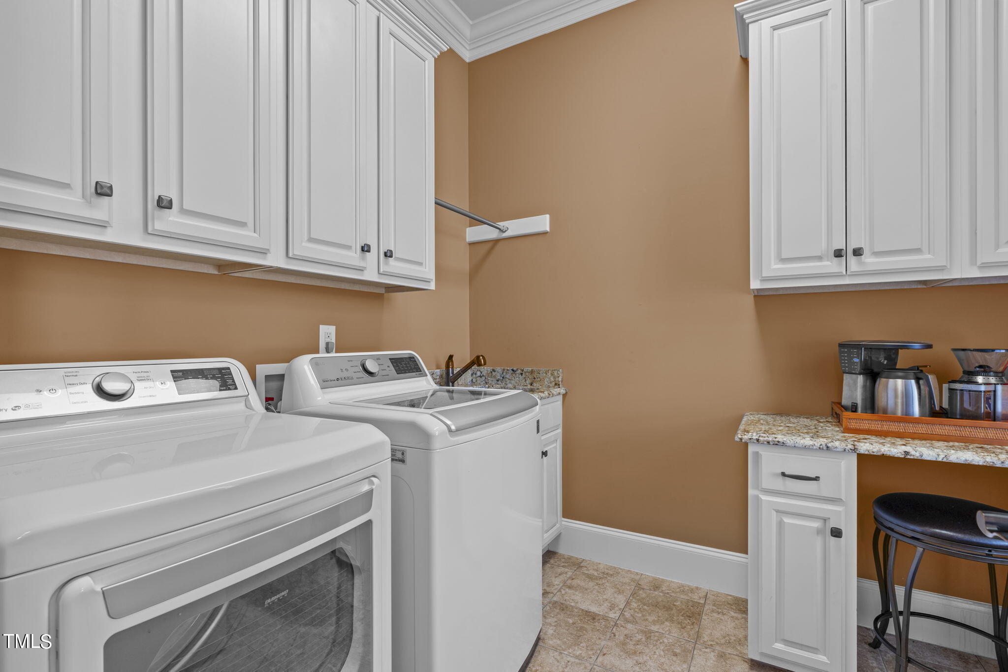 610 Hawks Ridge Court Apex, NC 27539 - Photo 24 of 43 Laundry