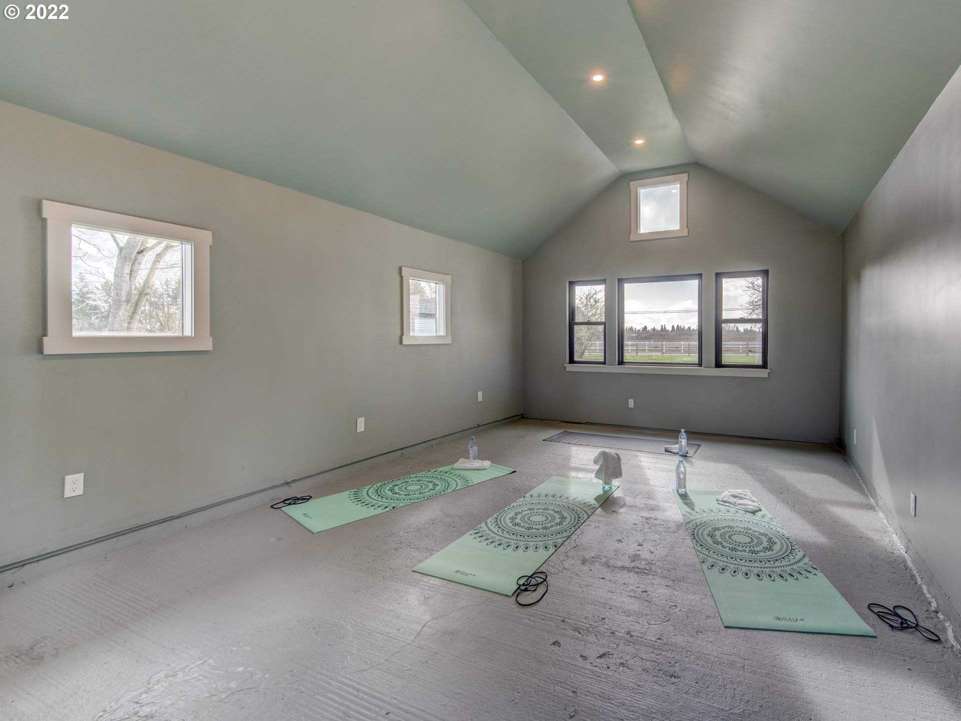 92525 River Road Junction City, OR 97448 - Photo 24 of 32 Gallery Image 24