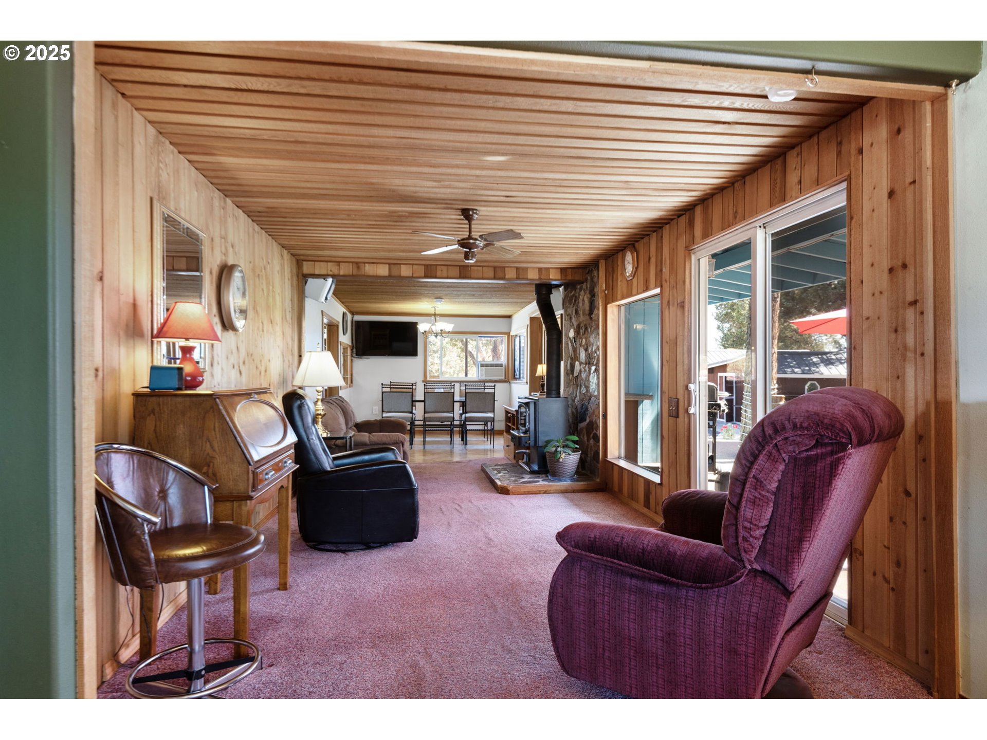 7683 Southwest Drake Drive Culver, OR 97734 - Photo 13 of 40