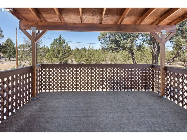 $425,000 | 7683 Southwest Drake Drive, Culver, OR 97734