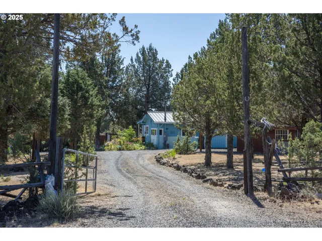$425,000 | 7683 Southwest Drake Drive, Culver, OR 97734