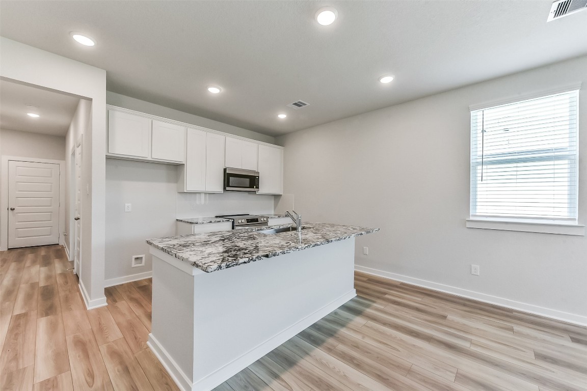 10935 Independence Road Cleveland, TX 77328 - Photo 11 of 38