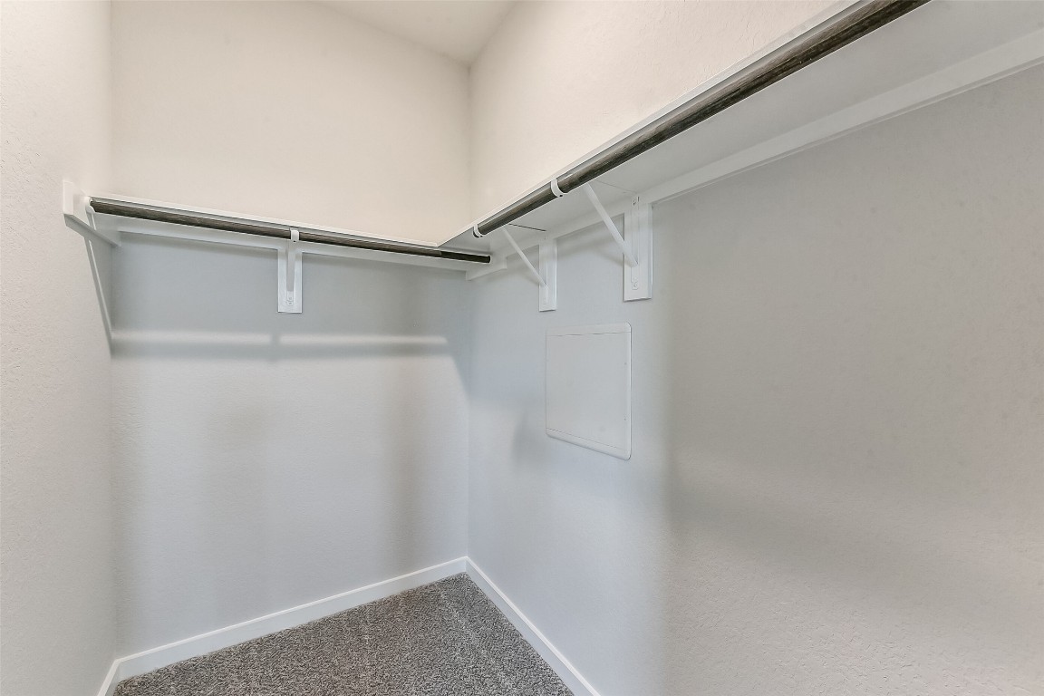 10935 Independence Road Cleveland, TX 77328 - Photo 21 of 38