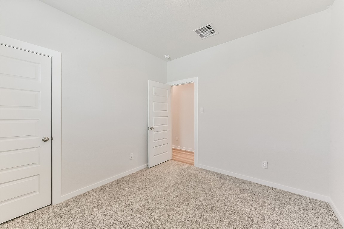 10935 Independence Road Cleveland, TX 77328 - Photo 23 of 38