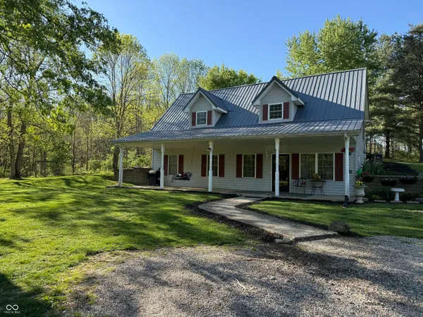 $399,000 | 9645 North County Road 75 West, Westport, IN 47283
