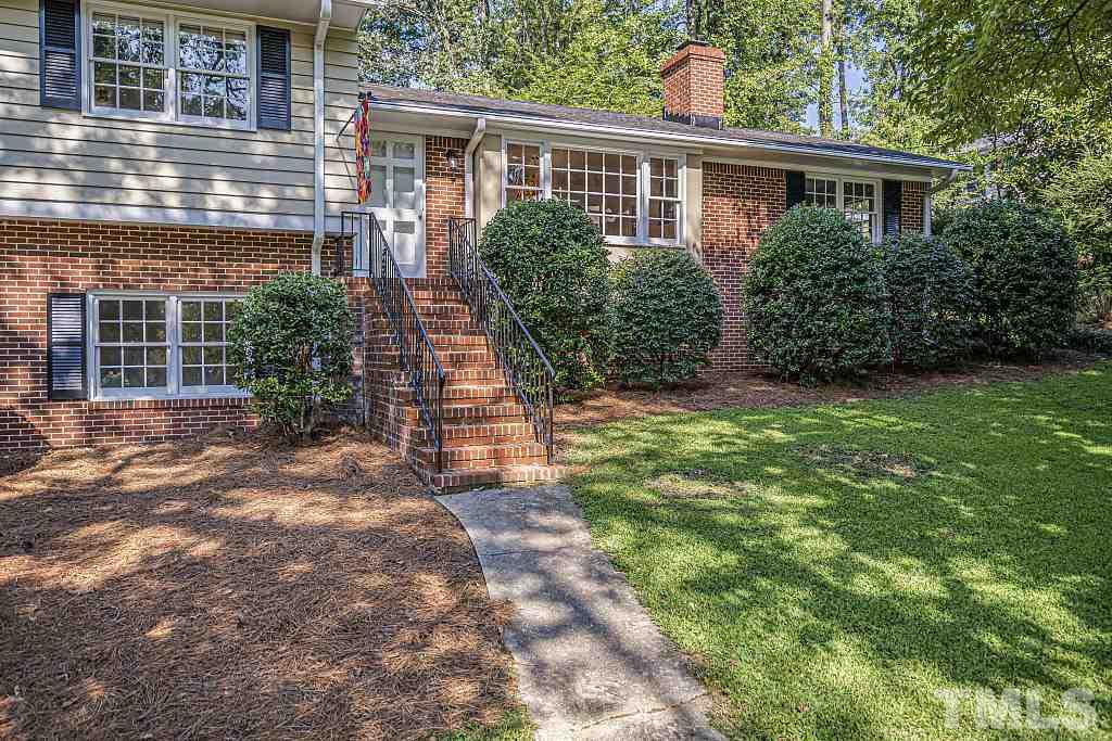 4305 Union Street Raleigh, NC 27609 - Photo 2 of 30
