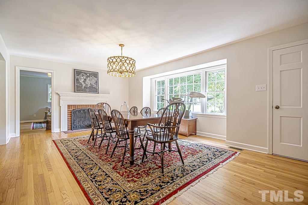 4305 Union Street Raleigh, NC 27609 - Photo 4 of 30