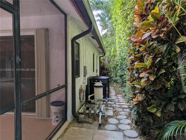 a view of outdoor space