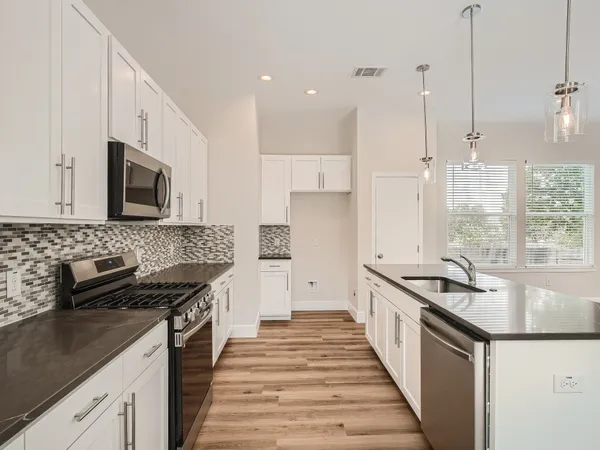 $498,000 | 6919 Bethune Avenue, Unit B, Austin, TX 78752