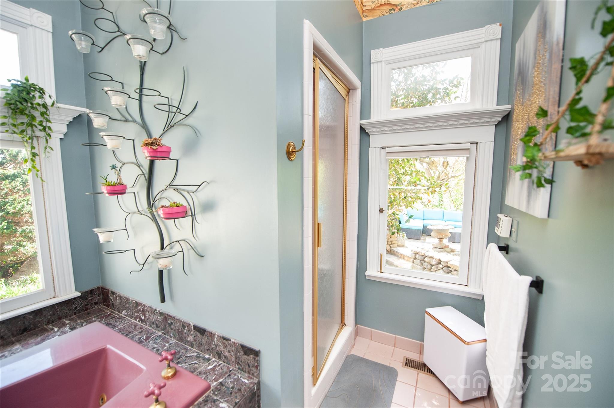 447 North Washington Street Rutherfordton, NC 28139 - Photo 21 of 48 a view of an entryway with wooden floor