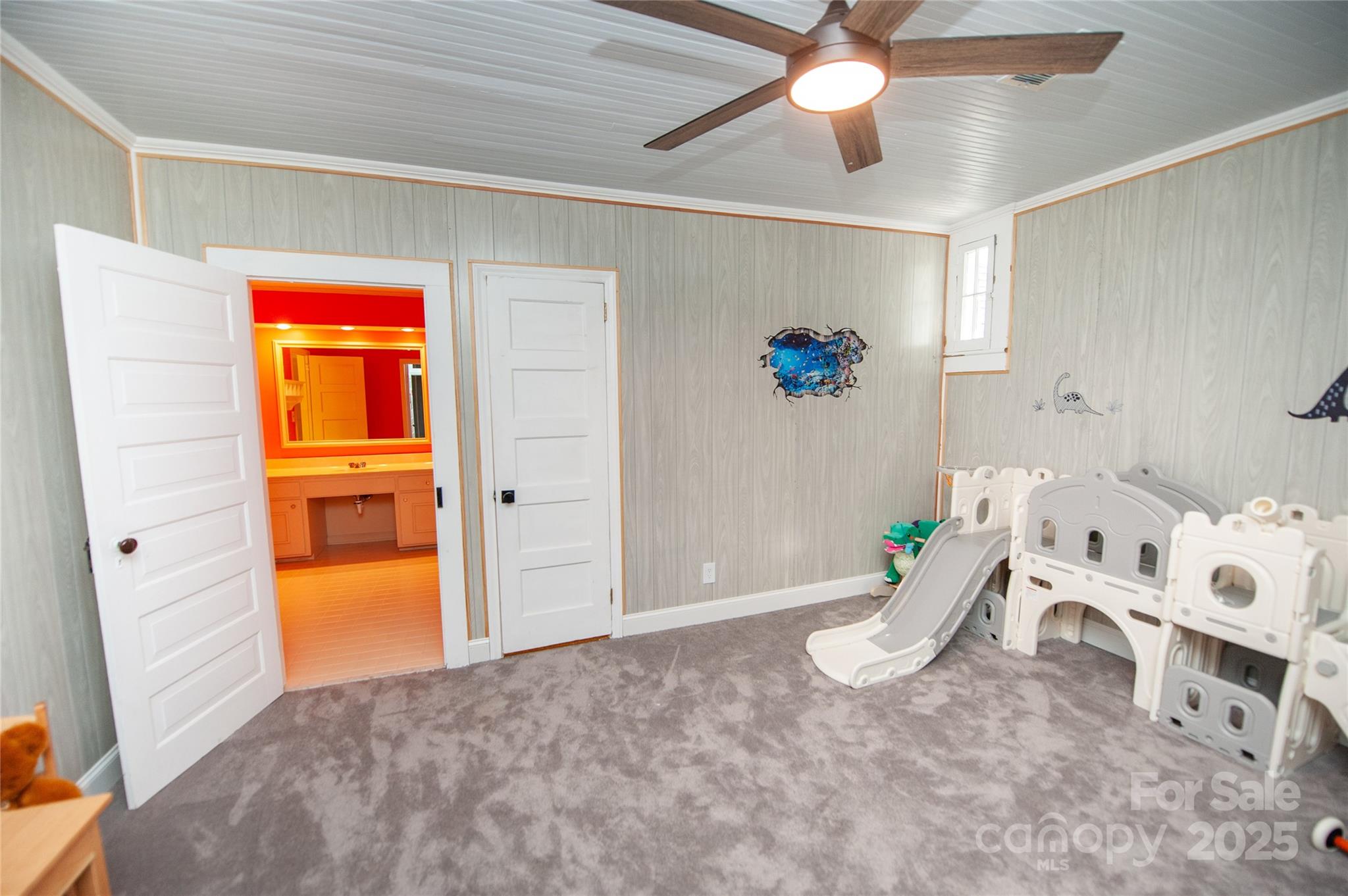447 North Washington Street Rutherfordton, NC 28139 - Photo 26 of 48 a view of livingroom with hardwood floor and ceiling fan
