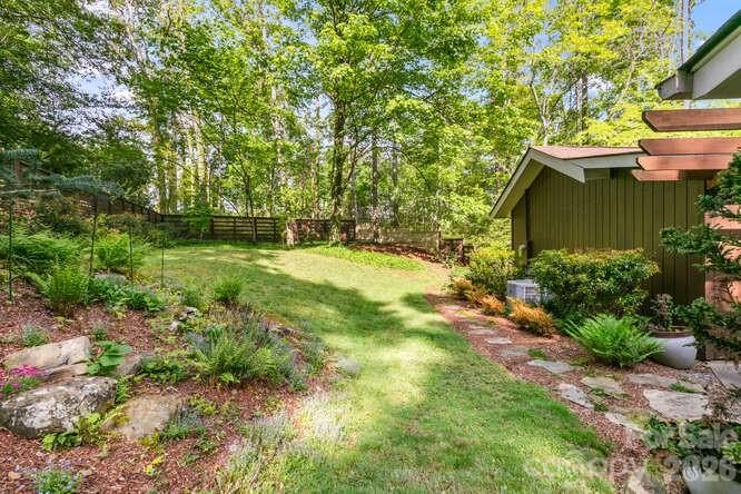 20 Deva Glen Road Asheville, NC 28804 - Photo 32 of 33