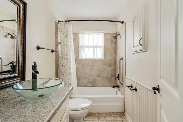 $424,000 | 849 Wheelwood Drive, Hurst, TX 76053
