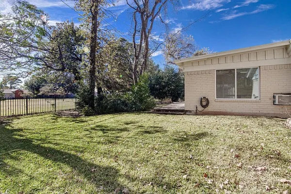 $424,000 | 849 Wheelwood Drive, Hurst, TX 76053