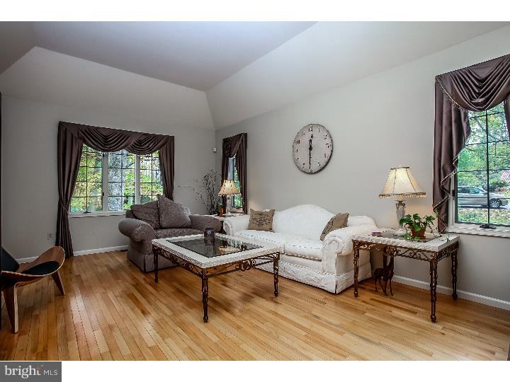 190 Pheasant Run Road West Chester, PA 19380 - Photo 11 of 25 Living Room
