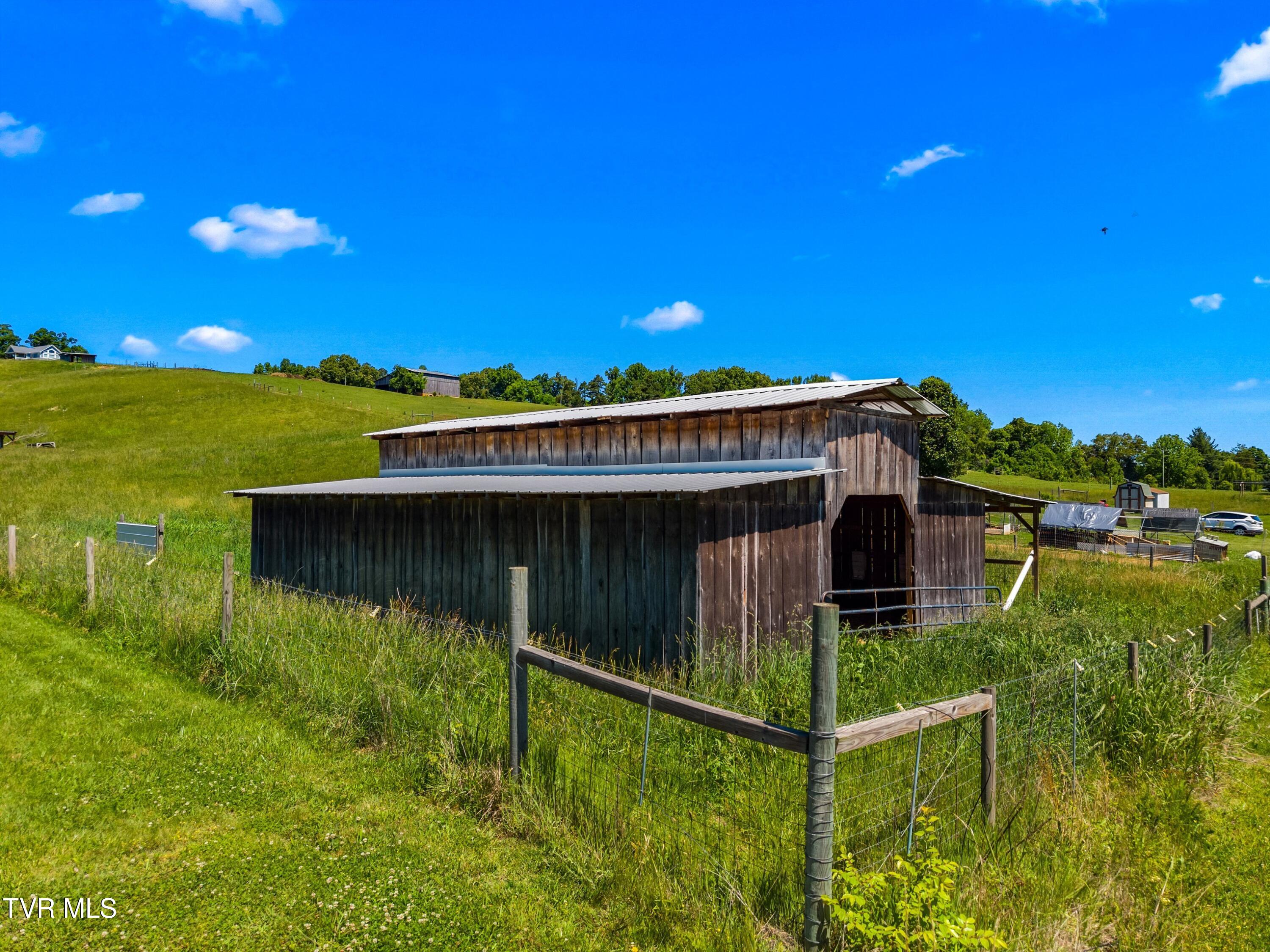 1945 Brown Springs Road Greeneville, TN 37743 - Photo 37 of 47 037-1945BrownSpringsRd-Greeneville-37743