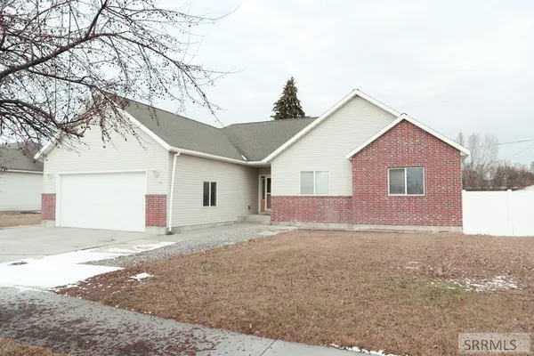 $499,999 | 580 Cook Street, Rexburg, ID 83440