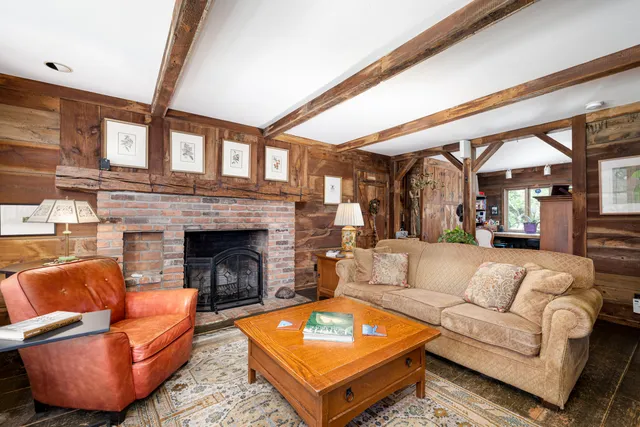 $925,000 | 1090 Lewis Avenue, Monroe, MI 48161