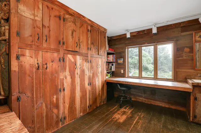 $925,000 | 1090 Lewis Avenue, Monroe, MI 48161