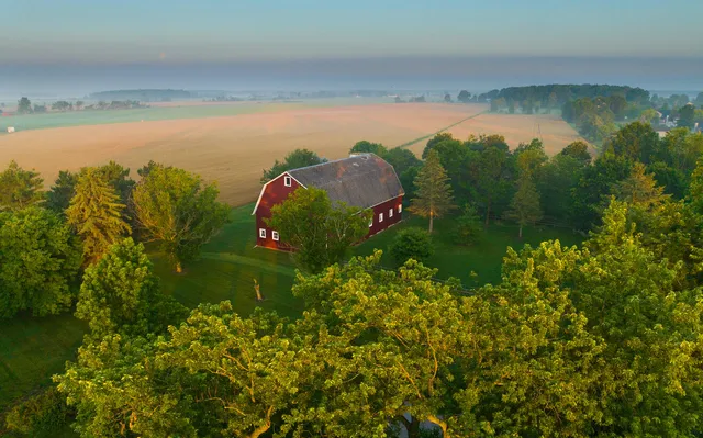 $925,000 | 1090 Lewis Avenue, Monroe, MI 48161