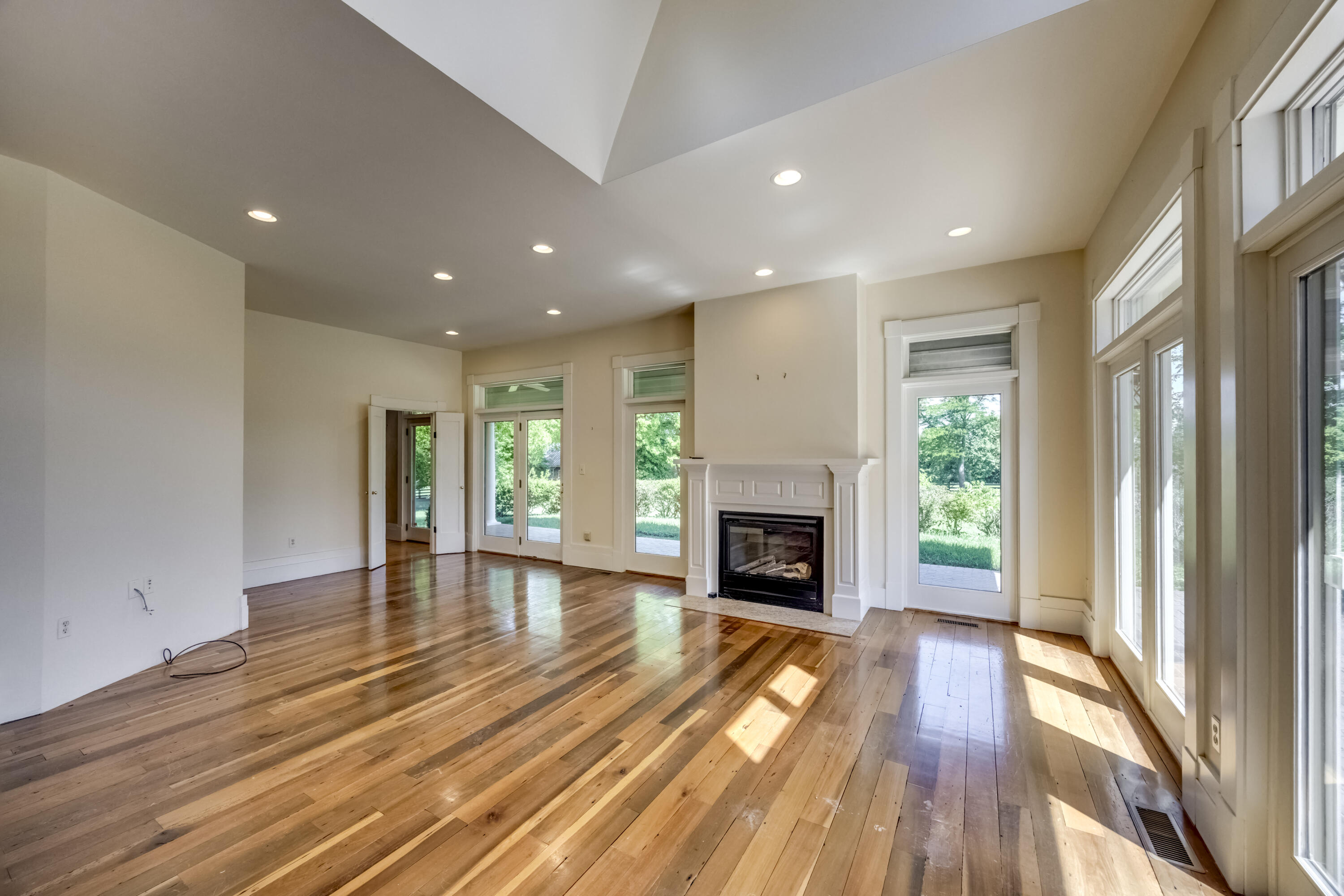 430 Irvin Road Danville, KY 40422 - Photo 26 of 130 2Y0A3639-A
