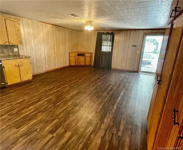 $165,000 | 125 Lakeside Avenue, Gueydan, LA 70542