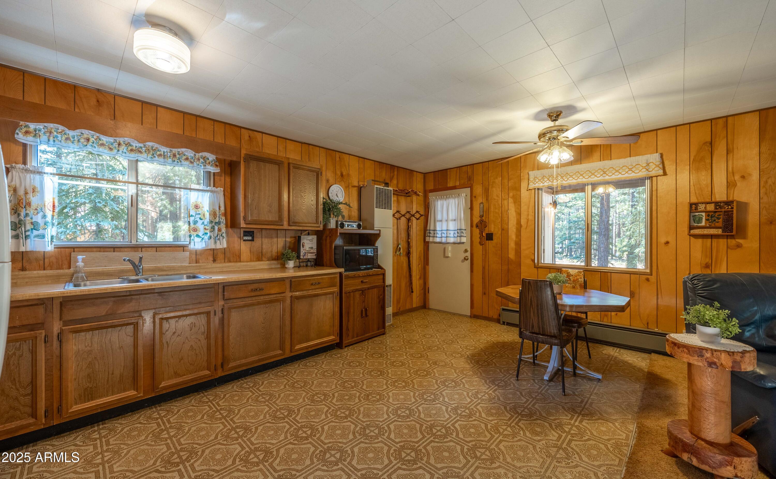 2190 Old Rim Road Forest Lakes, AZ 85931 - Photo 9 of 38 7R3A8288-HDR