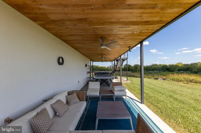 $1,999,900 | 1744 Lord Fairfax Highway, Berryville, VA 22611