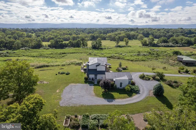 $1,999,900 | 1744 Lord Fairfax Highway, Berryville, VA 22611