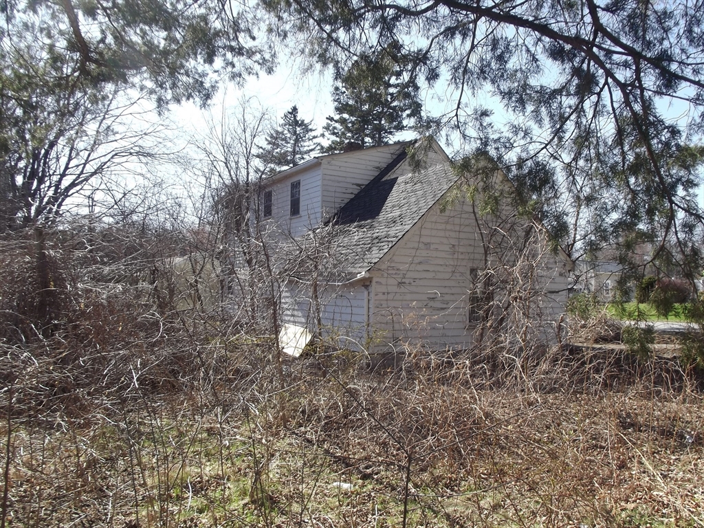 3 Rennie Street Lunenburg, MA 01462 - Photo 6 of 19