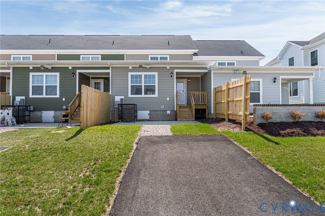 2213 Perry Street Richmond, VA 23225 - Photo 27 of 37 THESE ARE PICS OF A SIMILAR UNIT