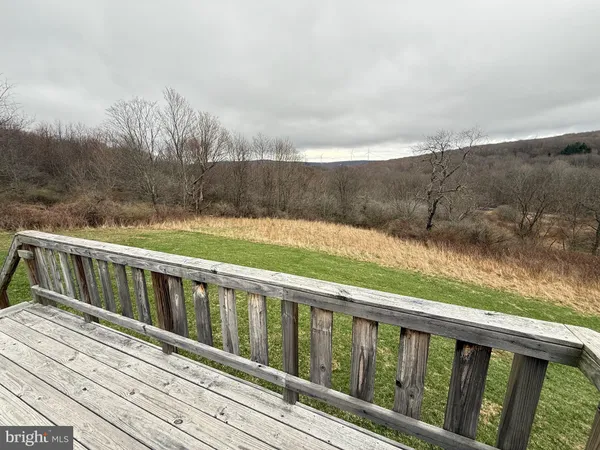 $189,500 | 5127 Emoryville Road, Elk Garden, WV 26717