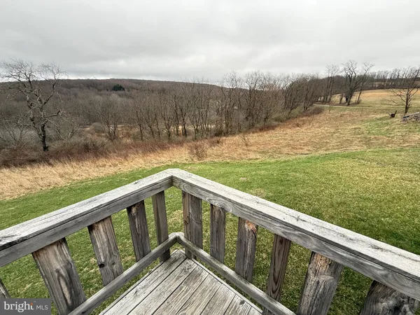 $189,500 | 5127 Emoryville Road, Elk Garden, WV 26717