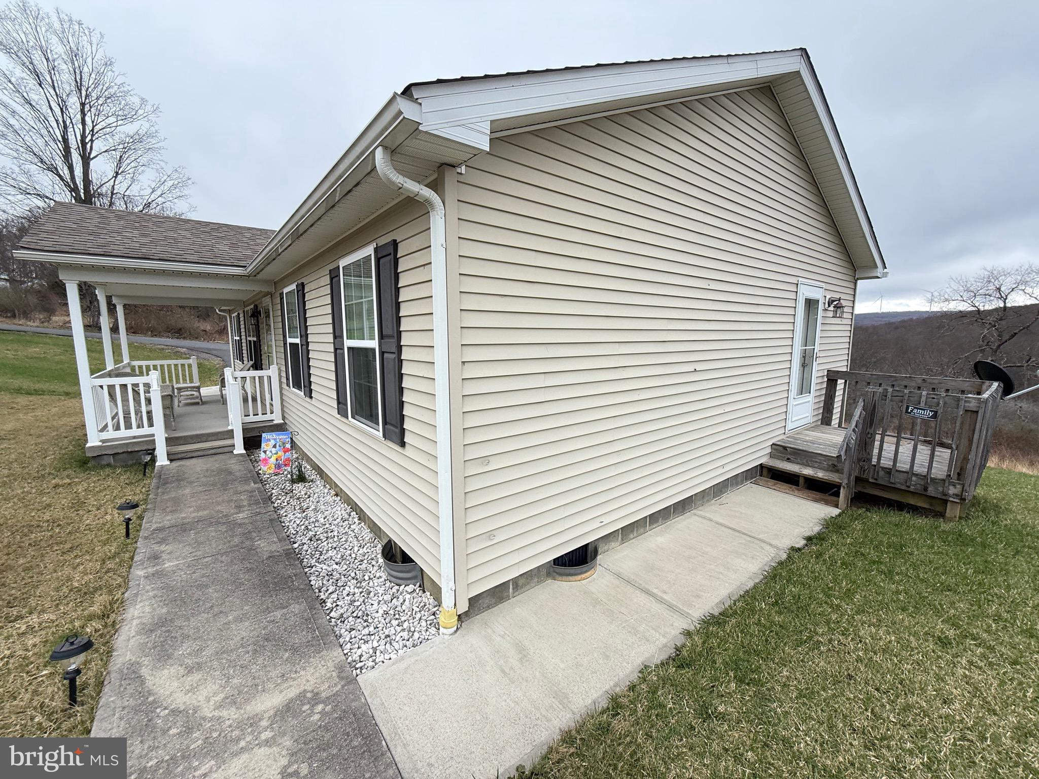 5127 Emoryville Road Elk Garden, WV 26717 - Photo 4 of 46