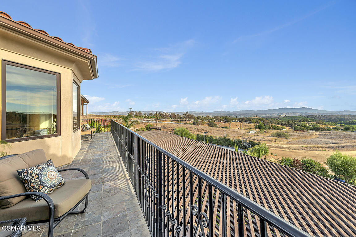 8577 Happy Camp Road Moorpark, CA 93021 - Photo 68 of 96 a view of a balcony with wooden floor and city view