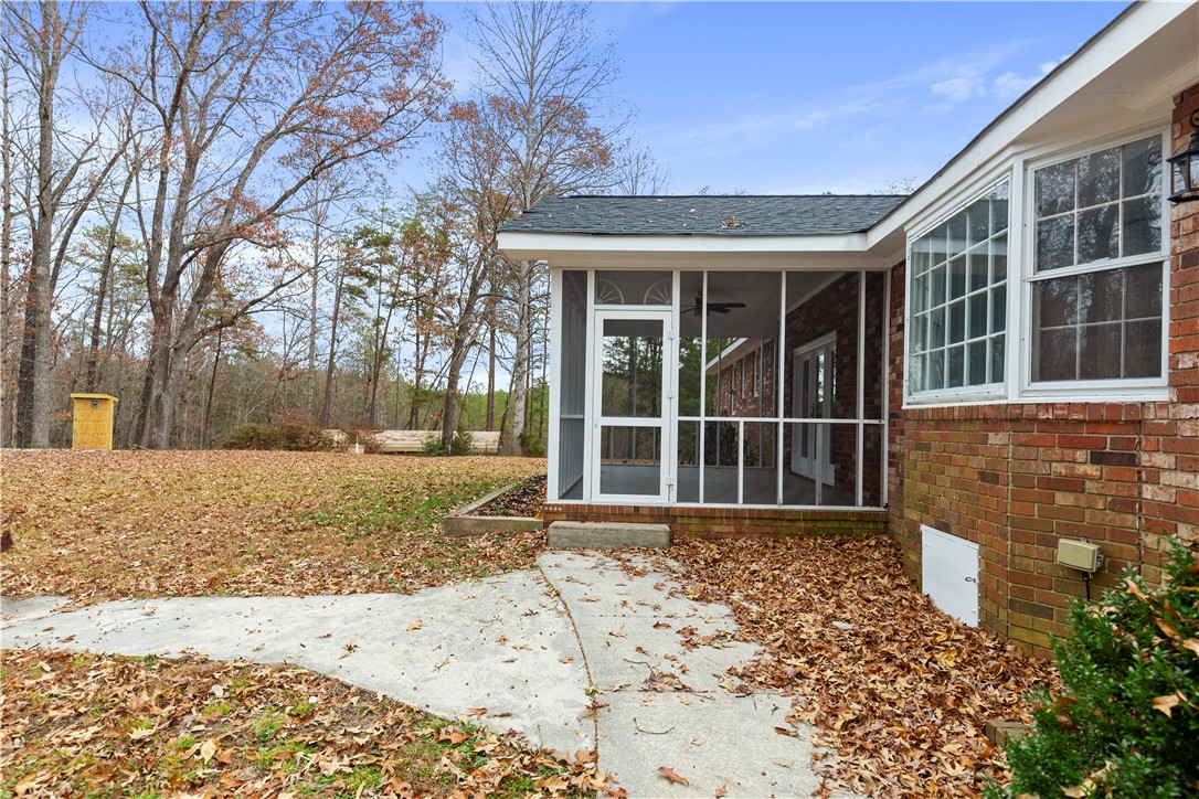 902 Talley Bridge Road Cleveland, SC 29635 - Photo 16 of 20