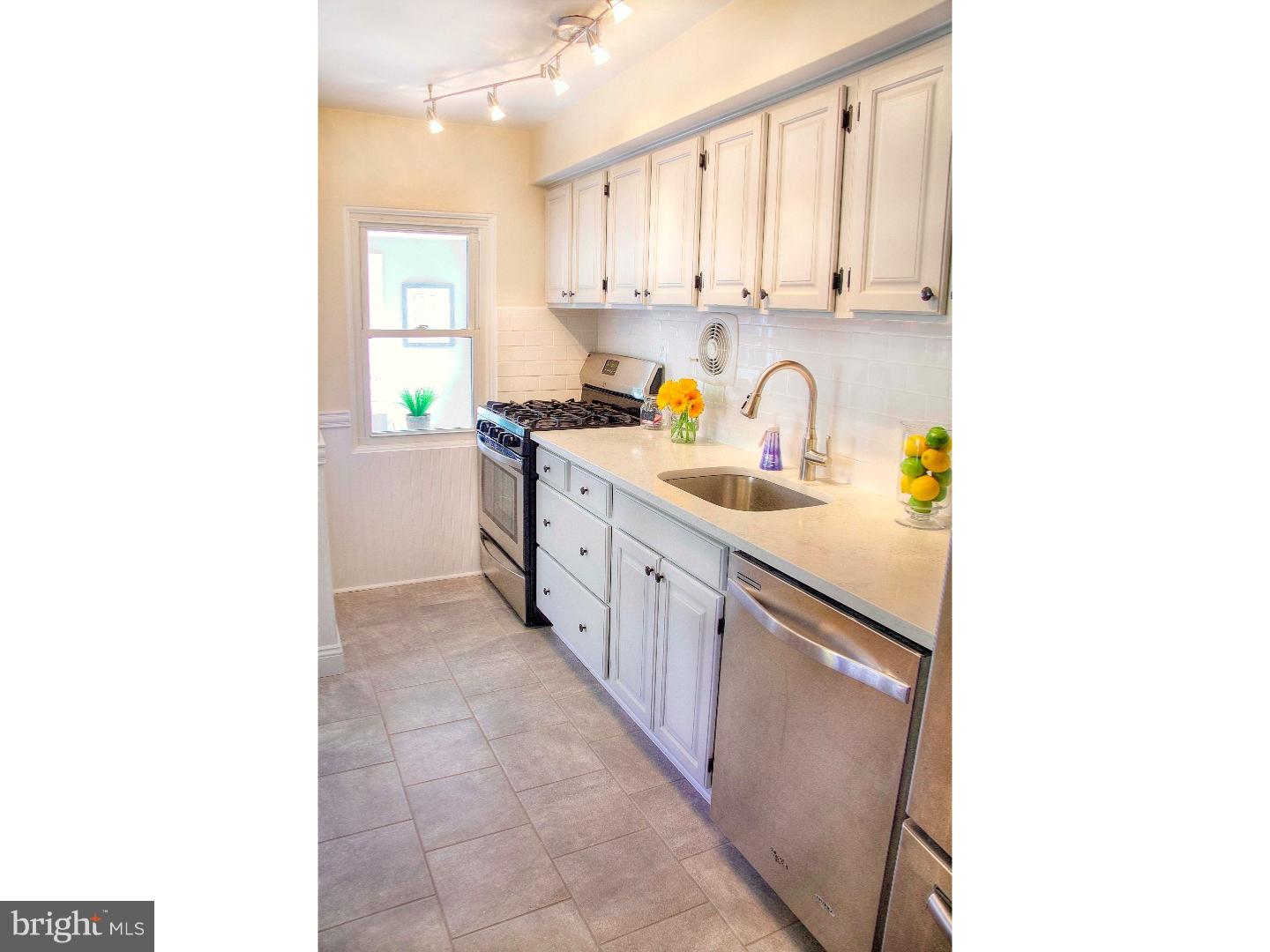 126 Redford Road Oreland, PA 19075 - Photo 8 of 23 Gallery Image 8