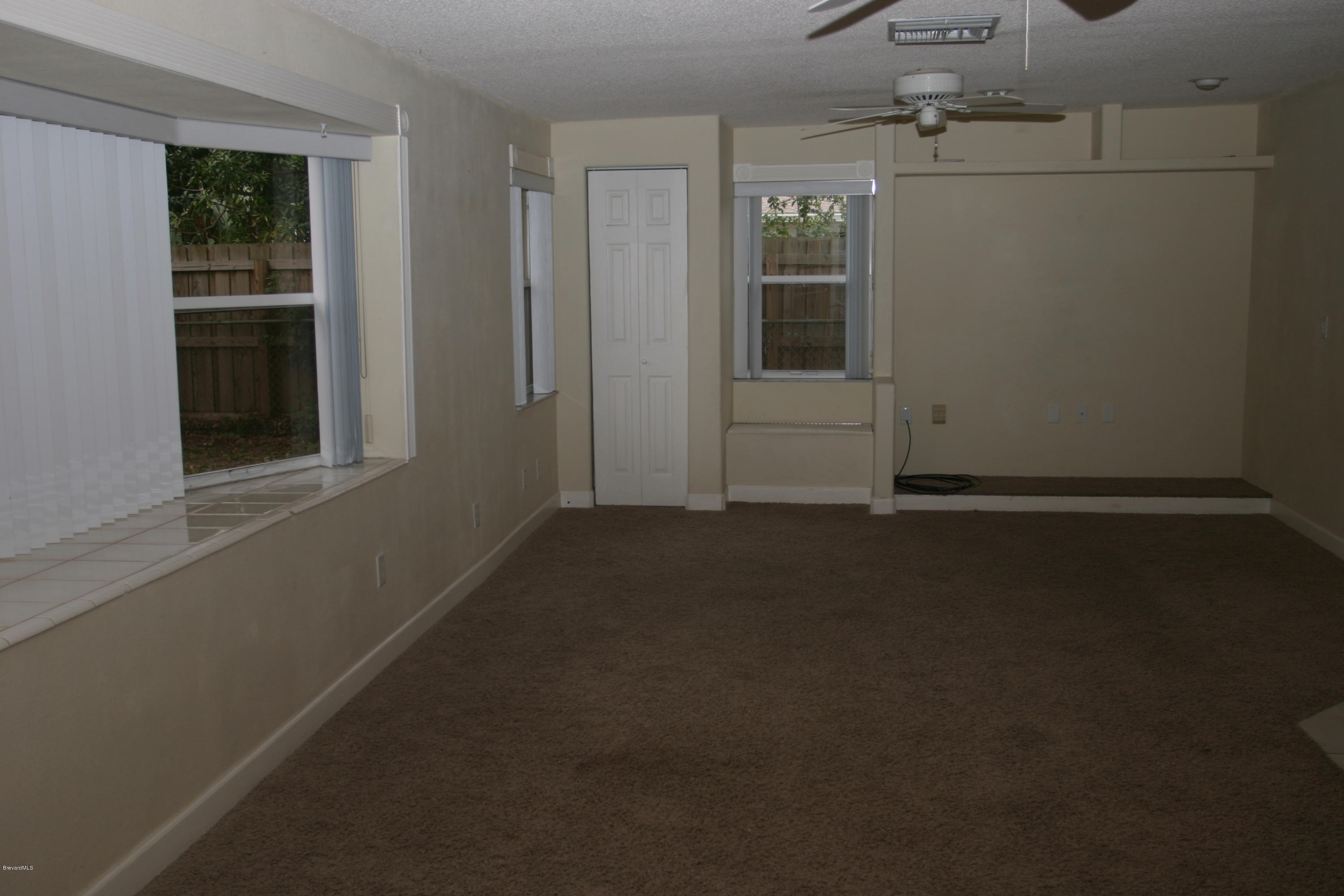 546 Croton Road Melbourne, FL 32935 - Photo 3 of 13 IMG_5025