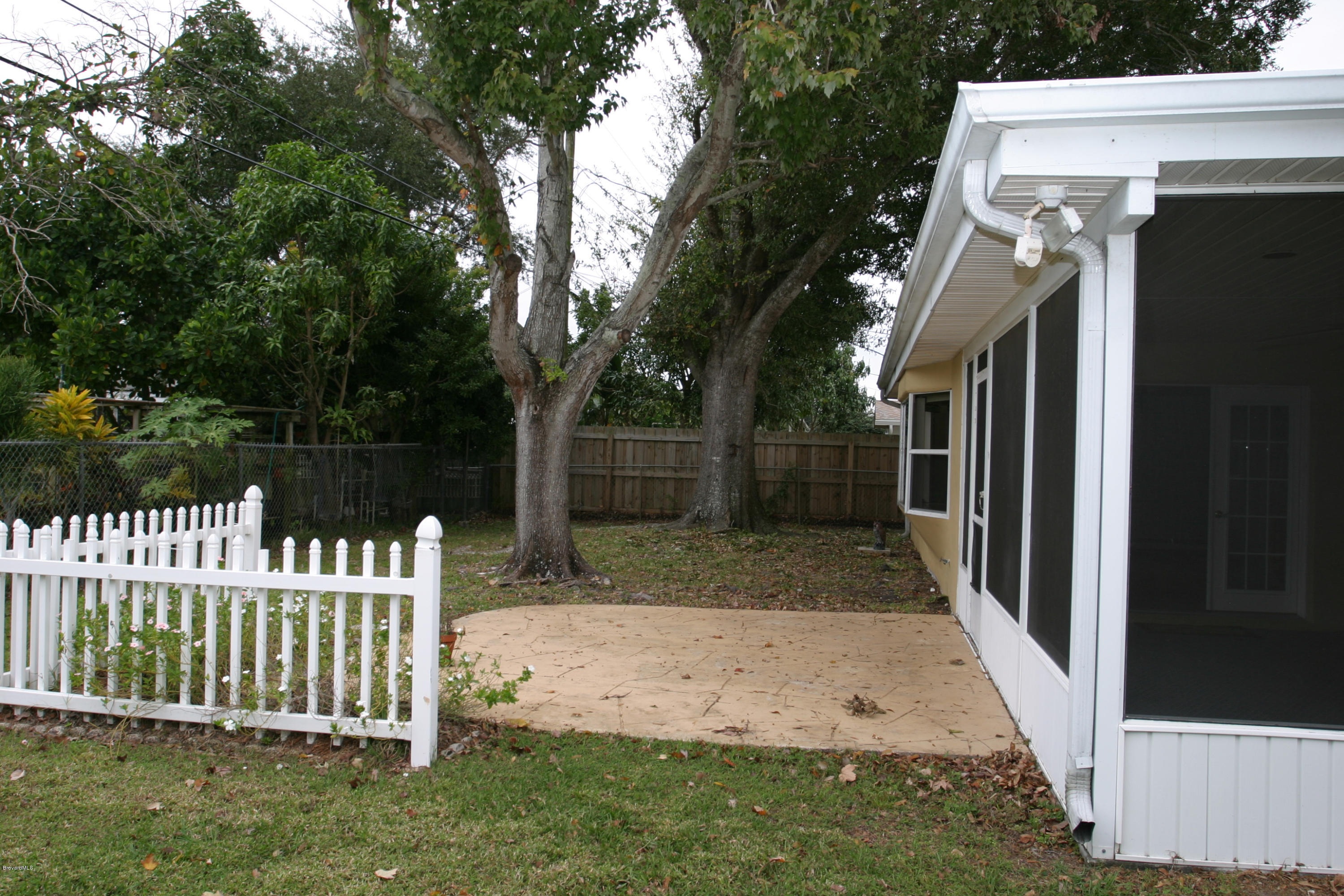 546 Croton Road Melbourne, FL 32935 - Photo 4 of 13 IMG_5027